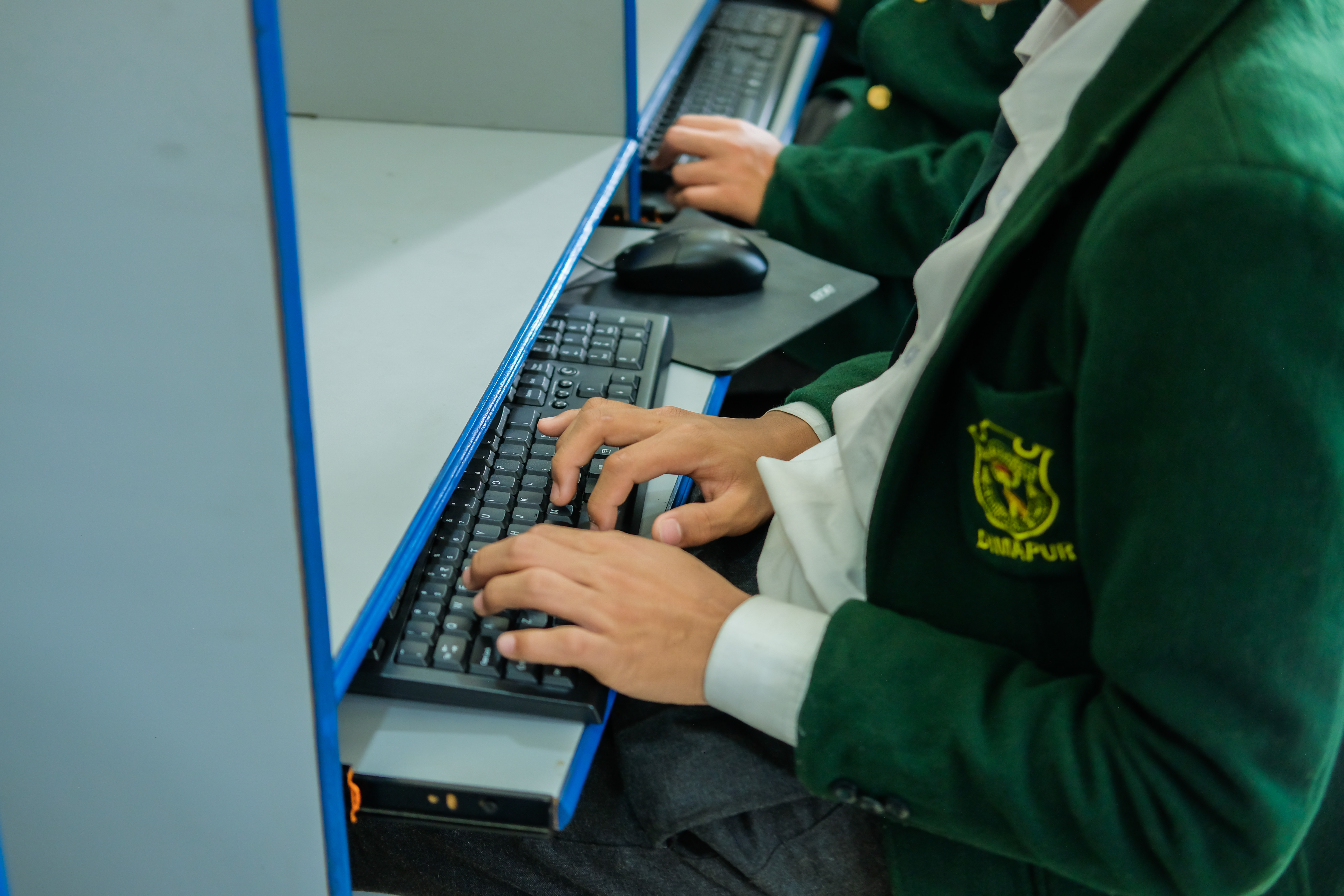 Computer Lab - 4